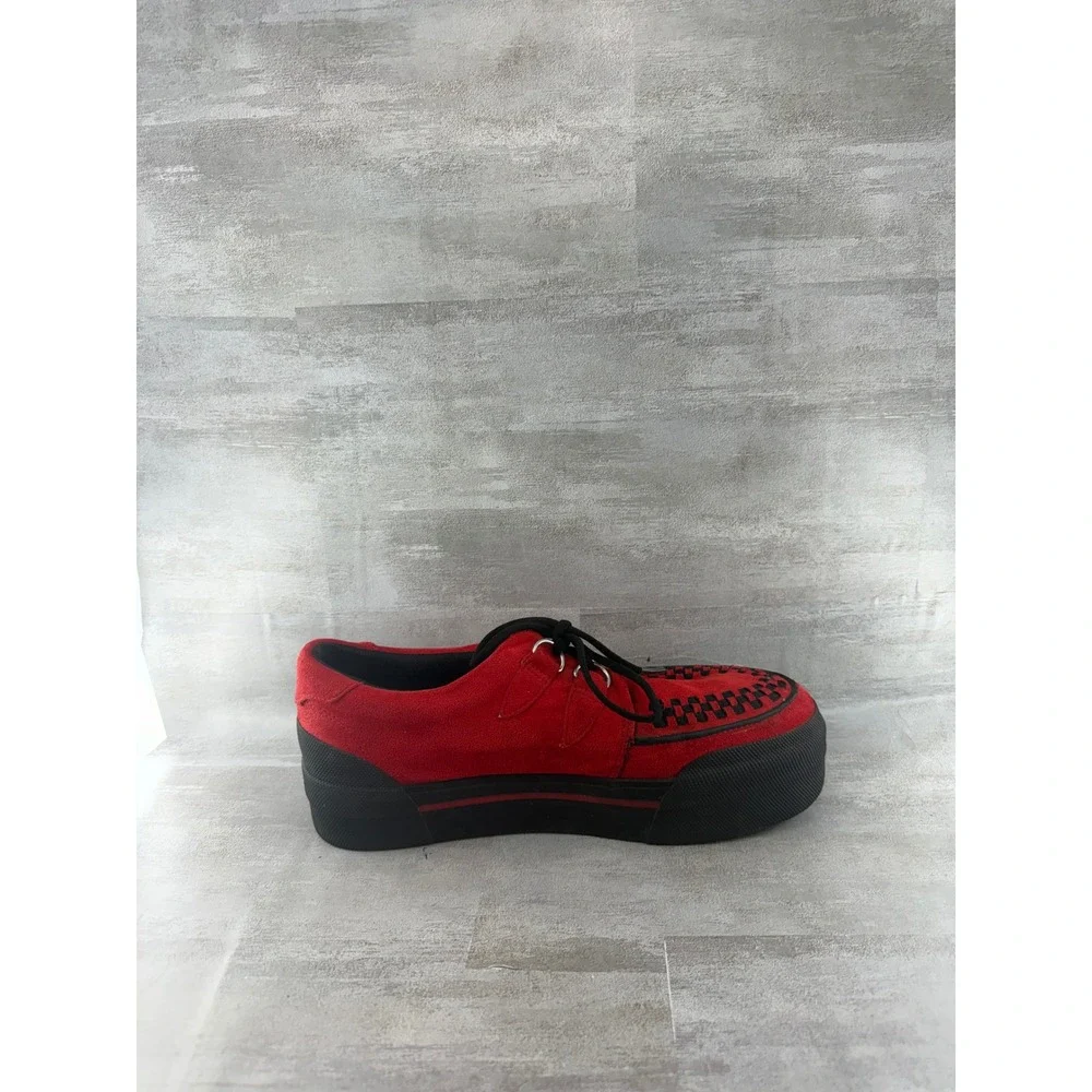 T.U.K. Red Suede Creeper Sneakers Black Interwoven Platform A3144 Men Sz 9